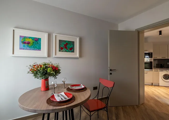 Boutique Saline - Blue *