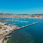 Boutique Saline - Blue * Αργοστόλι
